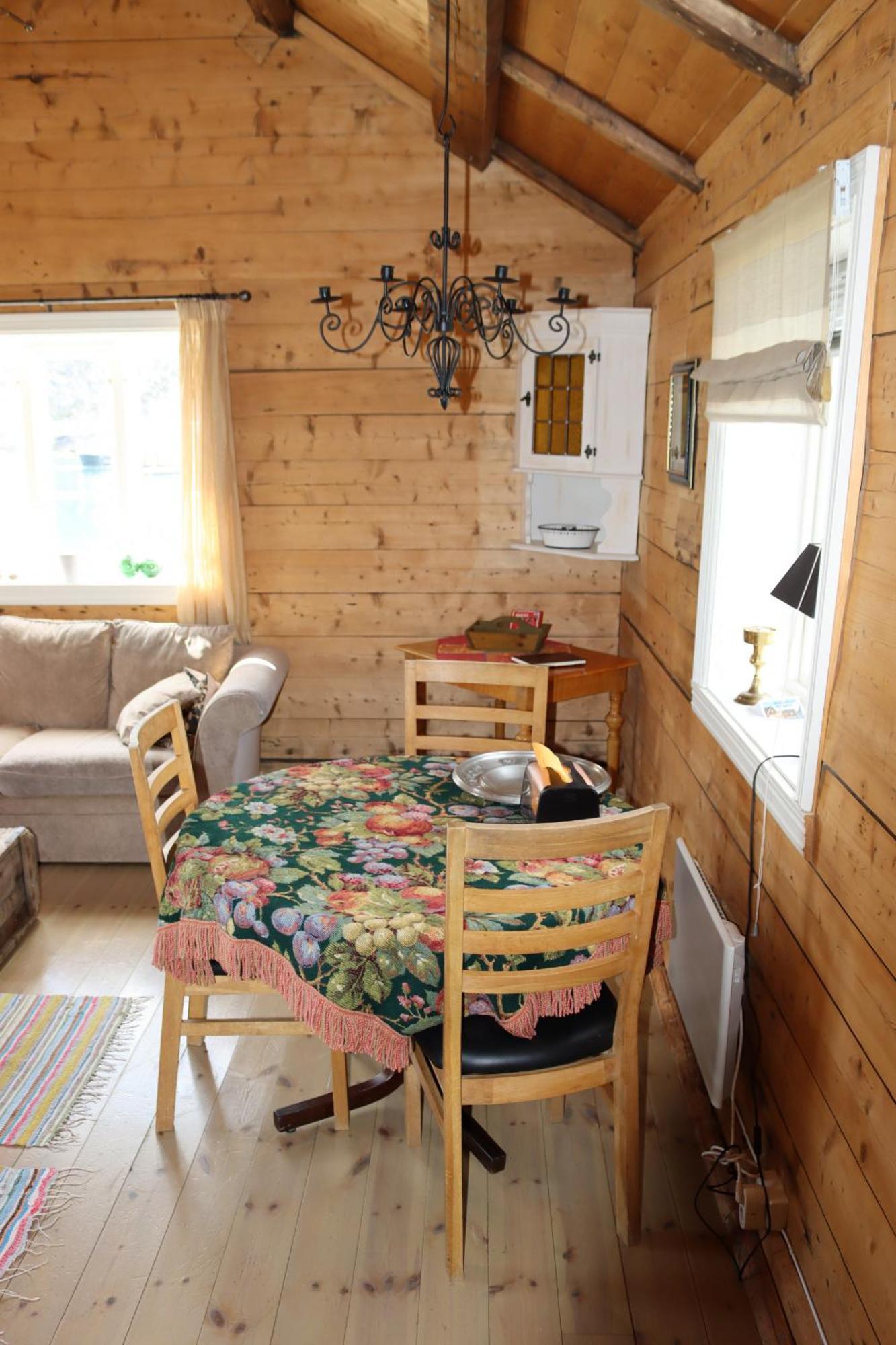 Valen Cabins In レーヌ エクステリア 写真